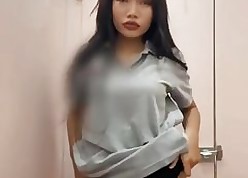 Emma Thai Goes Grotty increased by Bit almost Their way Pussy around College